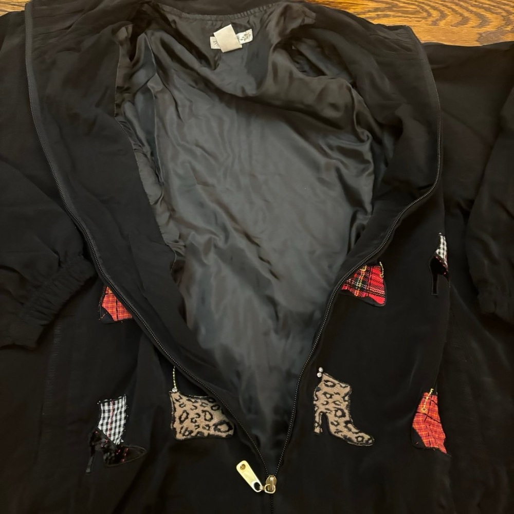 Black Jacket with Shoe and Bag Patterns - Picture 3 of 3